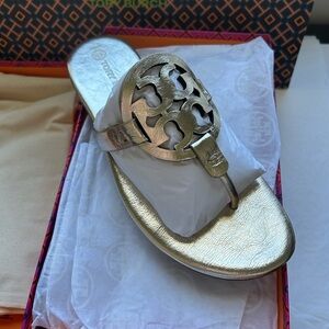 Tory Burch Miller Soft Metallic Wrinkled Leather Sandals Size 9
